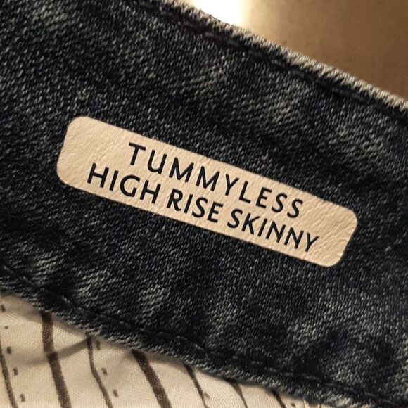 Seven High Rise Skinny Jeans - Picture 7 of 11